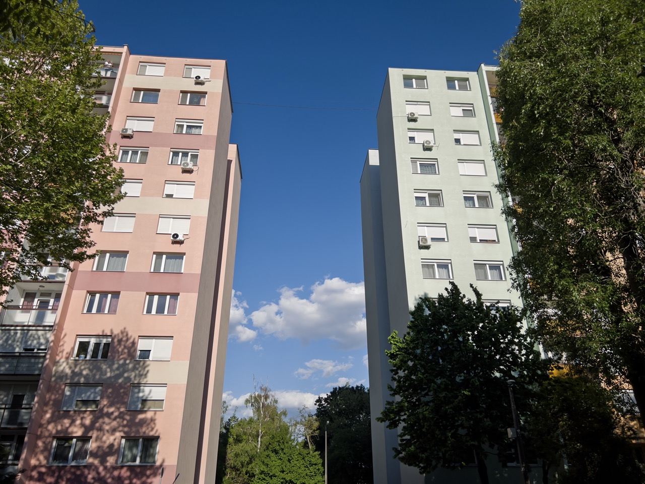 A 12 Ház Társasház egyik épülete